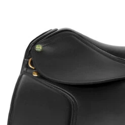 HDR Vegan-X Dressage Saddle 10 HDR Vegan-X Dressage Saddle -Weatherbeeta Store 24173 JPC Vegan.X.Dressage.Saddle Black Pommel