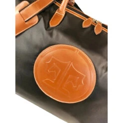 Tucker Tweed Equestrian Tryon Travel Overnight Bag 41 Tucker Tweed Equestrian Tryon Travel Overnight Bag -Weatherbeeta Store signature collection3 70356.1587480336.1280.1280